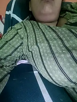 Snapshot of sematomar chatting on 11/22/25, 09:41 sematomar online show from 11/22/25, 09:41