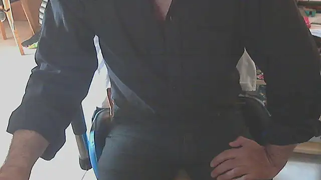 angelgarcia269 online show from 10/11/25, 01:09