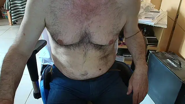 angelgarcia269 online show from 11/12/25, 12:16