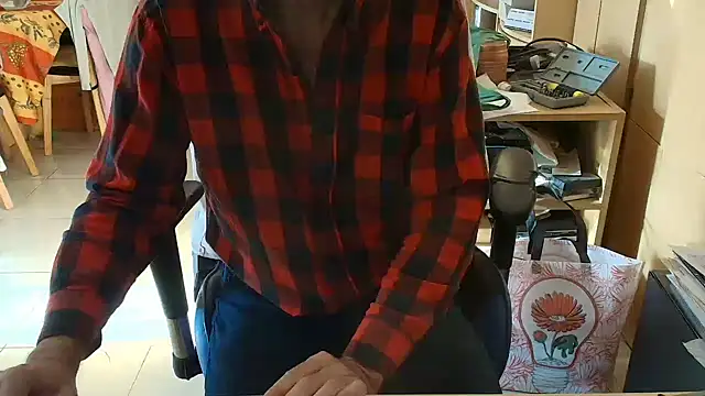 angelgarcia269 online show from 05/15/26, 12:01