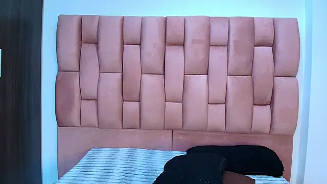 JuliKim  online show from 02/21/26, 01:01