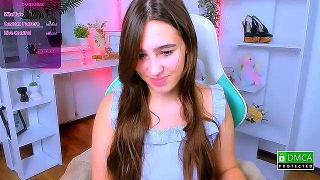  Eliizabeth  online show from 11/15/25, 10:26