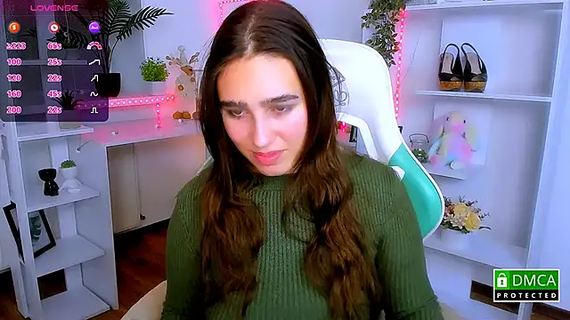  Eliizabeth  online show from 11/29/25, 10:13