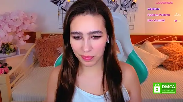  Eliizabeth  online show from 02/14/26, 10:17