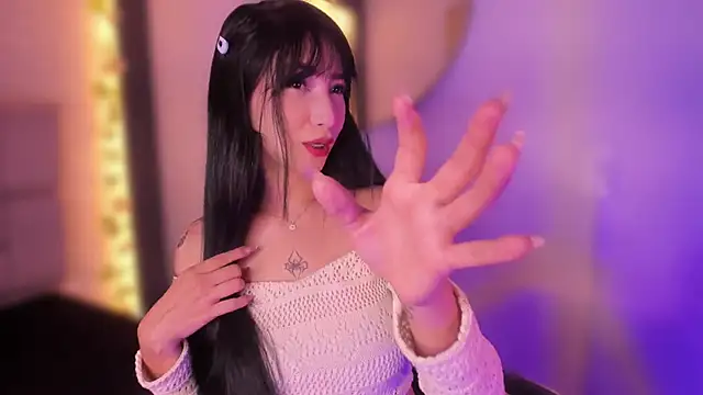 Snapshot of emma_woods_ chatting on 12/10/24, 12:16 emma woods online show from 12/10/24, 12:16