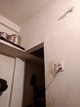 Snapshot of Riyaa-Devi chatting on 12/14/24, 03:40 Riyaa-Devi online show from 12/14/24, 03:40