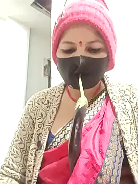 Snapshot of Riyaa-Devi chatting on 12/14/24, 05:25 Riyaa-Devi online show from 12/14/24, 05:25