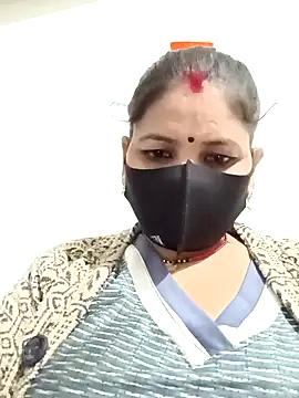 Snapshot of Riyaa-Devi chatting on 01/16/25, 05:33 Riyaa-Devi online show from 01/16/25, 05:33