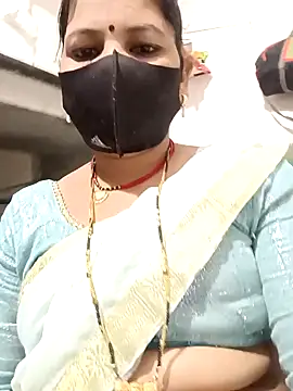 Snapshot of Riyaa-Devi chatting on 01/31/25, 05:32 Riyaa-Devi online show from 01/31/25, 05:32