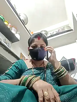 Snapshot of Riyaa-Devi chatting on 02/18/25, 05:53 Riyaa-Devi online show from 02/18/25, 05:53