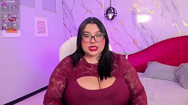 Snapshot of tifanny_bigboobs11 chatting on 05/19/26, 10:32 tifanny bigboobs11 online show from 05/19/26, 10:32