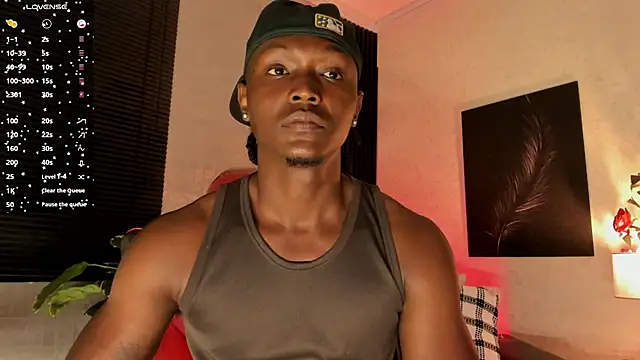 Snapshot of DannSmmith chatting on 02/14/26, 04:31 DannSmmith online show from 02/14/26, 04:31