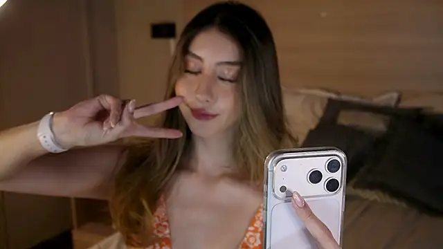 lua ferch   online show from 03/26/26, 12:33