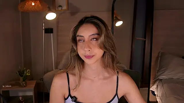 Snapshot of lua_ferch__ chatting on 07/25/26, 01:30 lua ferch online show from 07/25/26, 01:30
