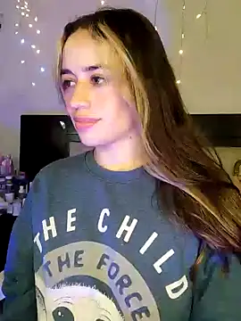 Snapshot of Natalia_Suarez chatting on 12/30/24, 06:53 Natalia Suarez online show from 12/30/24, 06:53