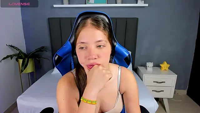 nataly rodri online show from 01/23/25, 12:09