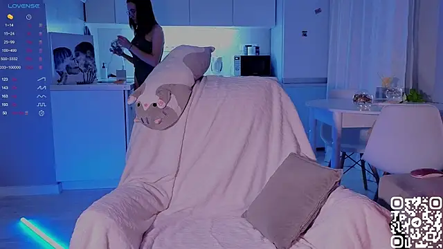 Snapshot of shey1i chatting on 12/13/24, 05:32 shey1i online show from 12/13/24, 05:32