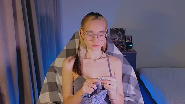 shey1i online show from 12/19/25, 03:30