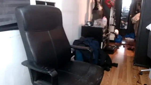 Snapshot of leanjamesdean chatting on 03/08/25, 02:34 leanjamesdean online show from 03/08/25, 02:34