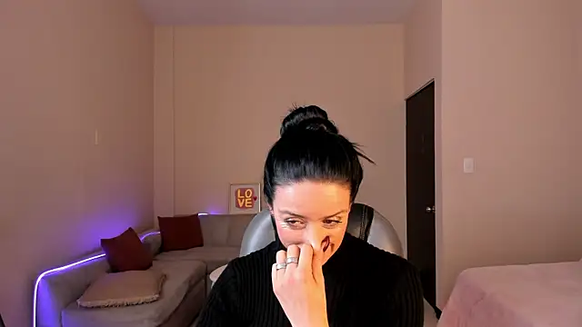 Kristen Garner online show from 05/26/26, 08:16