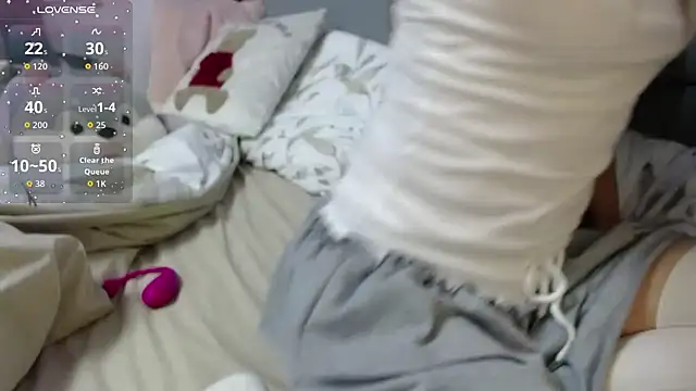 Viktoriiya bald online show from 11/28/25, 02:58