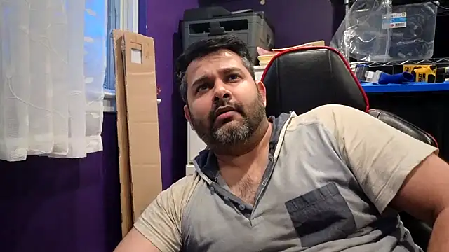 Snapshot of Sakhtlaundaz chatting on 05/11/26, 12:38 Sakhtlaundaz online show from 05/11/26, 12:38