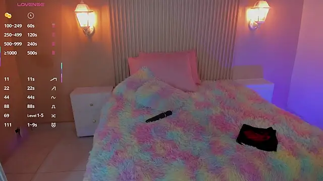 EmilyEvans7 online show from 10/09/25, 06:17