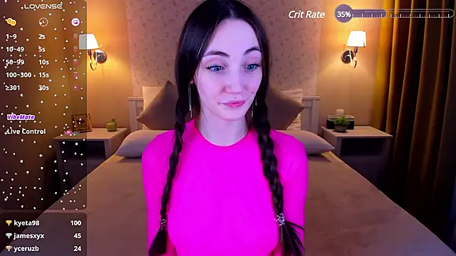 Snapshot of Lexi_Split chatting on 12/20/24, 11:54 Lexi Split online show from 12/20/24, 11:54