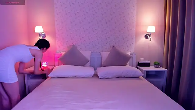 Snapshot of Lexi_Split chatting on 11/23/25, 01:49 Lexi Split online show from 11/23/25, 01:49