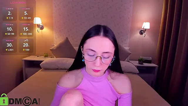 Lexi Split online show from 05/18/26, 02:18