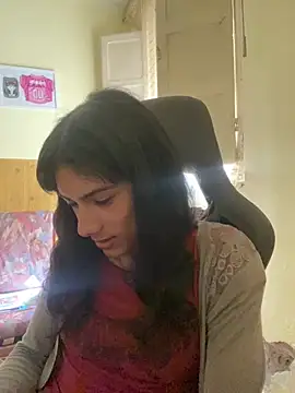 calliemaggotbone online show from 04/10/26, 03:28