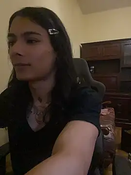 calliemaggotbone online show from 06/14/26, 06:21