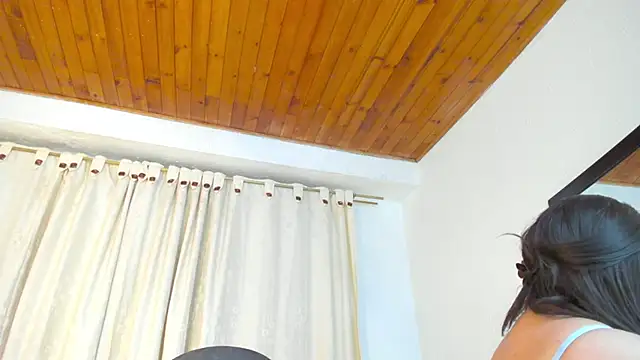 Snapshot of Alessia_taylor_ chatting on 01/23/25, 02:55 Alessia taylor online show from 01/23/25, 02:55