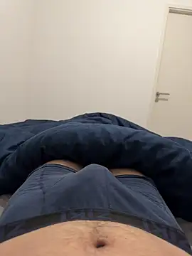 Snapshot of meilleurmodele chatting on 12/23/24, 12:14 meilleurmodele online show from 12/23/24, 12:14