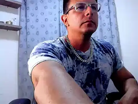 Snapshot of pedropicapi chatting on 02/17/25, 02:42 pedropicapi online show from 02/17/25, 02:42