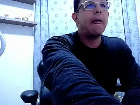 Snapshot of pedropicapi chatting on 02/19/25, 03:50 pedropicapi online show from 02/19/25, 03:50