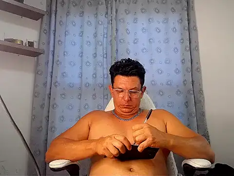 Snapshot of pedropicapi chatting on 11/02/25, 09:17 pedropicapi online show from 11/02/25, 09:17