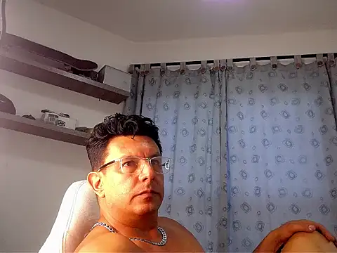 Snapshot of pedropicapi chatting on 11/03/25, 07:48 pedropicapi online show from 11/03/25, 07:48