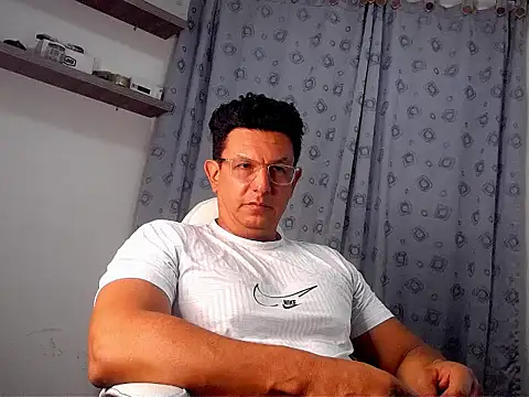 Snapshot of pedropicapi chatting on 11/08/25, 11:25 pedropicapi online show from 11/08/25, 11:25