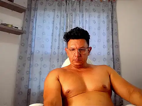 Snapshot of pedropicapi chatting on 11/14/25, 07:56 pedropicapi online show from 11/14/25, 07:56