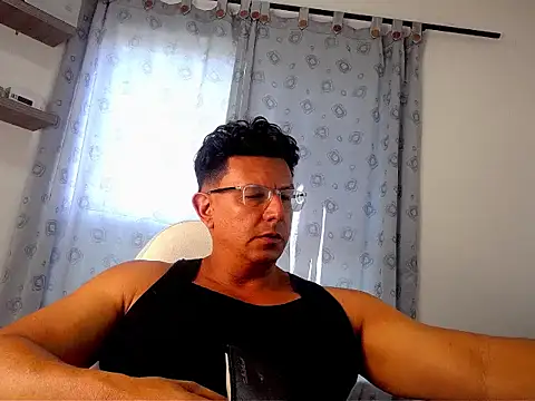 Snapshot of pedropicapi chatting on 11/30/25, 07:18 pedropicapi online show from 11/30/25, 07:18