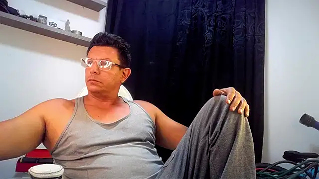 pedropicapi online show from 04/30/26, 01:56