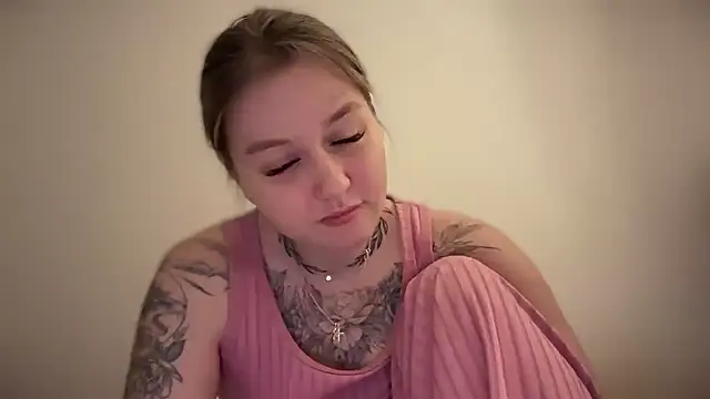 Snapshot of Isabel-Bailey chatting on 12/07/24, 09:22 Isabel-Bailey online show from 12/07/24, 09:22