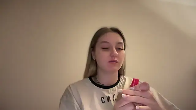 Snapshot of Isabel-Bailey chatting on 12/20/24, 10:22 Isabel-Bailey online show from 12/20/24, 10:22