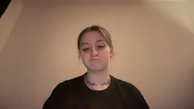 Snapshot of Isabel-Bailey chatting on 01/08/25, 09:34 Isabel-Bailey online show from 01/08/25, 09:34