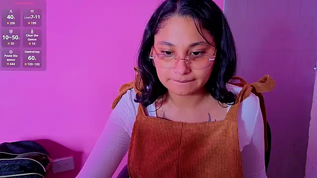 Cuteprincess21 online show from 10/07/25, 11:57