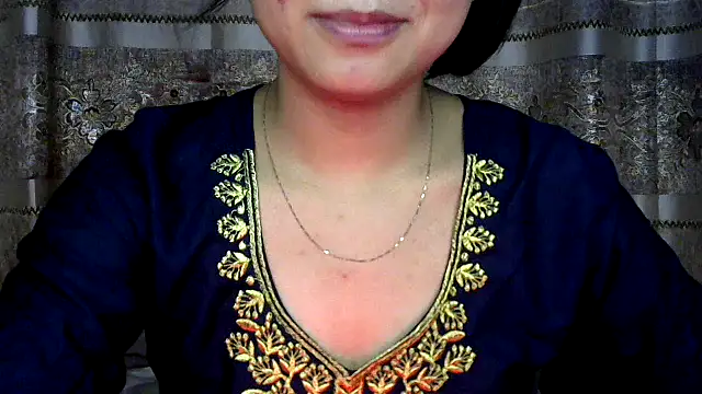 cute sapna online show from 06/28/26, 07:42