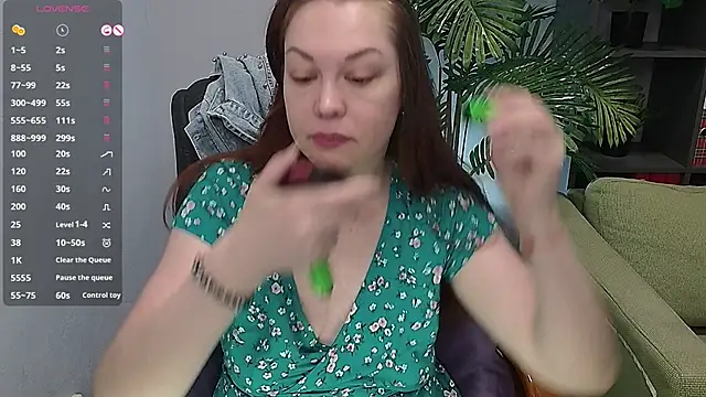 CutieGinger online show from 11/01/25, 06:10