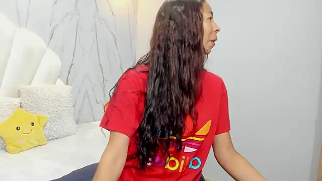 Rosalinda Cortez online show from 12/11/24, 12:44