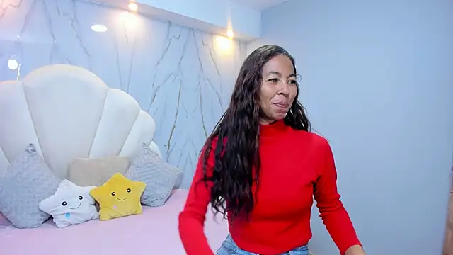 Rosalinda Cortez online show from 12/23/24, 12:52